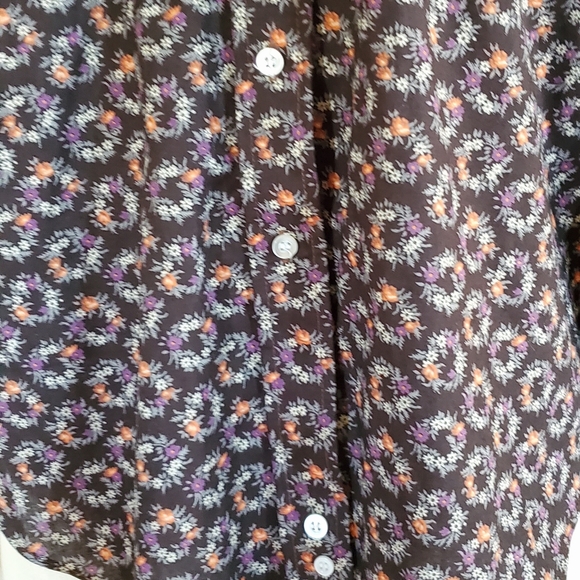 Vintage Pattern Structured Button Down Blouse - Picture 4 of 8